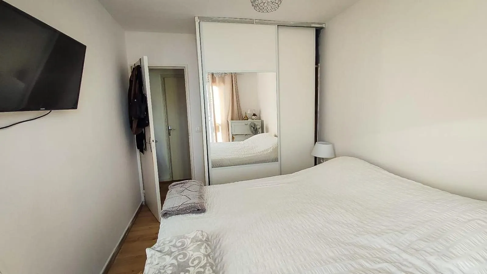 Appartement Spacieux Parisien 0*, Paris France